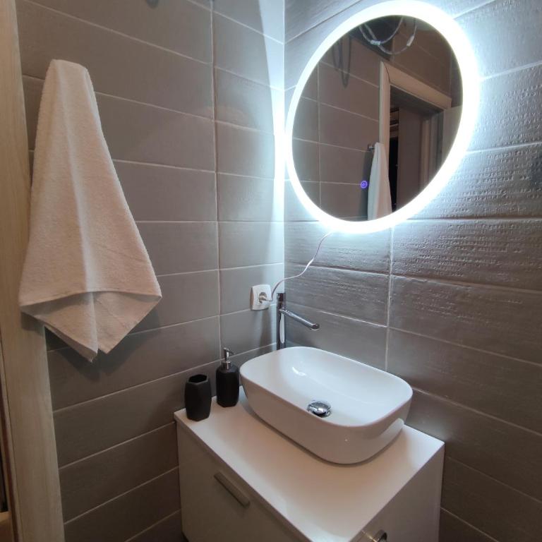Matovic Apartments - Apartman s 1 Spavaćom Sobom, Balkonom i Pogledom na More - 2