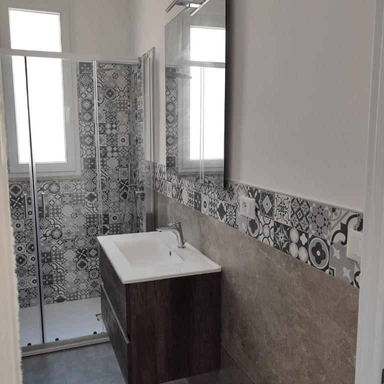 Pearl House - Two-Bedroom Apartment - 15