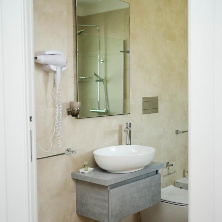 Villa Erada - Twin Room with Private Bathroom - 1