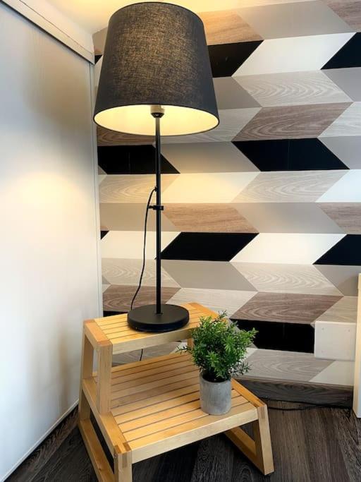 Charme urbain sous les toits-Terrasse/Clim/Parking - Appartement 2 Chambres - 15