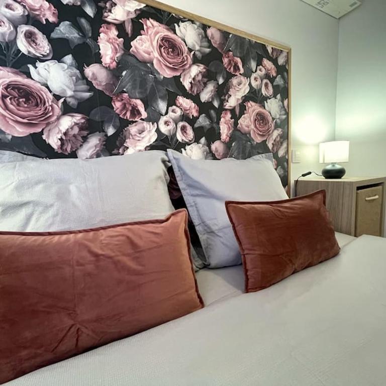 Charme urbain sous les toits-Terrasse/Clim/Parking - Appartement 2 Chambres - 28