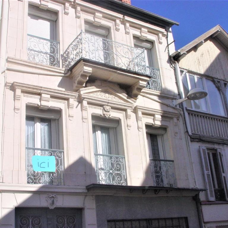 Joli T2 BAGNERES de Bigorre Centre - Two-Bedroom Apartment - 7