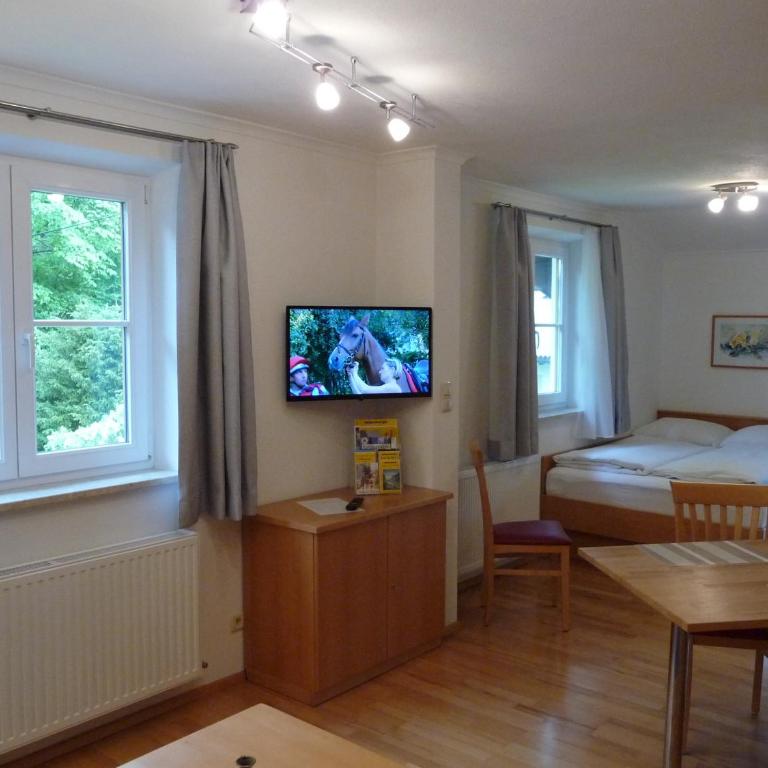 Haus Lungau - Apartment mit Blick auf die Berge - 9