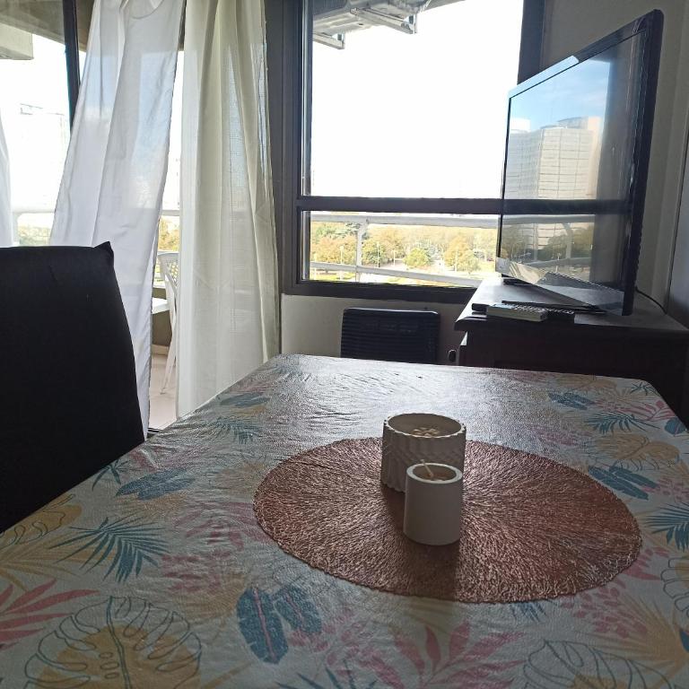 Departamento Plaza Moreno con balcón - Apartamento con balcón - 5
