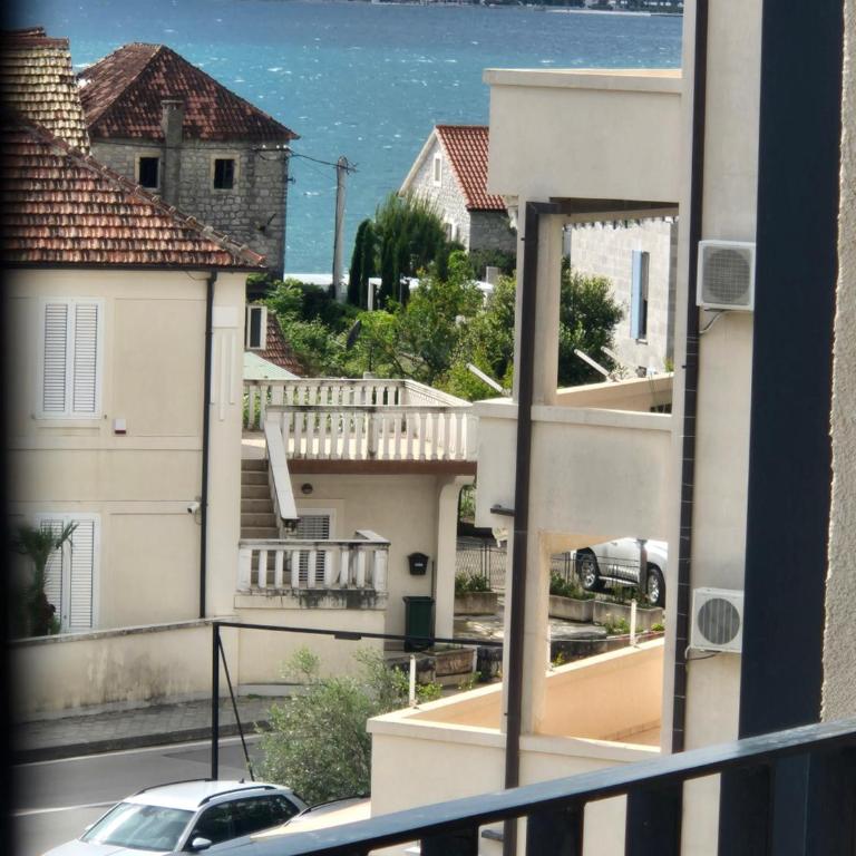 LoVE, modern apartment with pool & sea view - One-Bedroom Apartment - 23