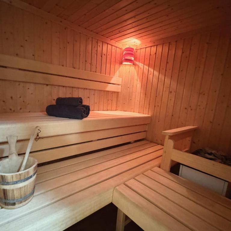 5* Panorama Chalet mit Sauna by Belle Stay - Casa con 5 Camere da Letto - 70