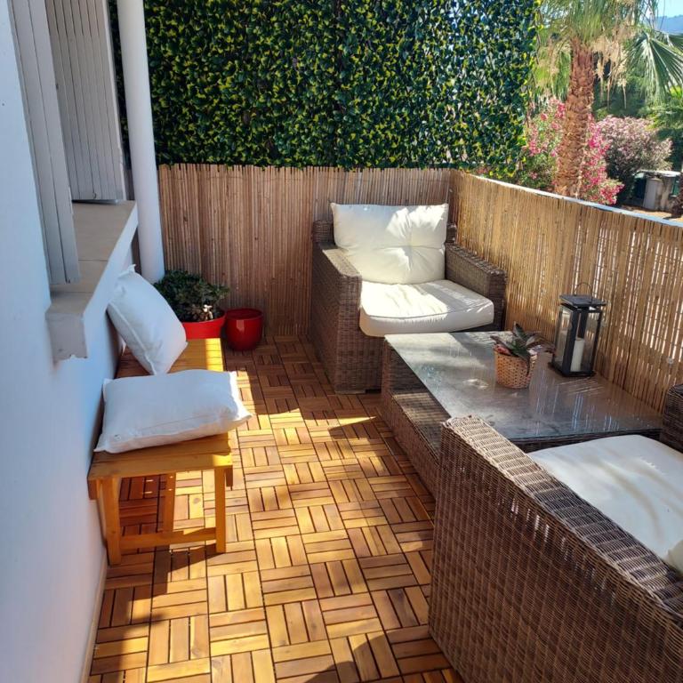 Entre Soleil & Palmiers - Appartement équipé, terrasse et parking - Apartment mit 1 Schlafzimmer - 1