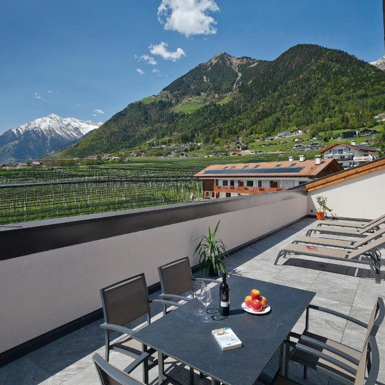 Appartement-Hotel Anthea - Apartment mit 3 Schlafzimmern und Bergblick - 2