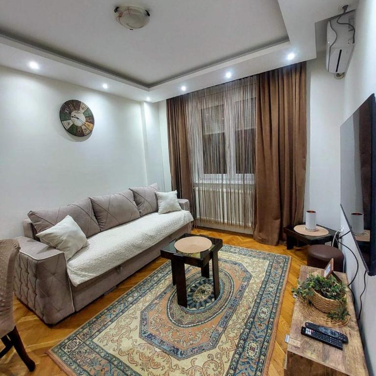 Stan na dan Alexa sa free parkingom - Apartman sa 1 Spavaćom Sobom - 1
