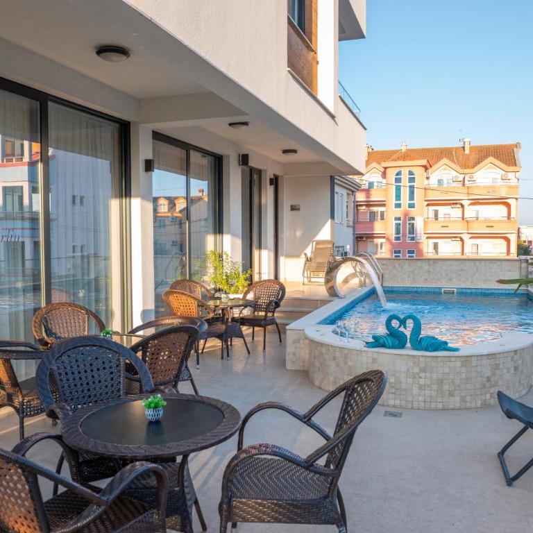 Premium Berlin with Pool - Porodična Soba - 1