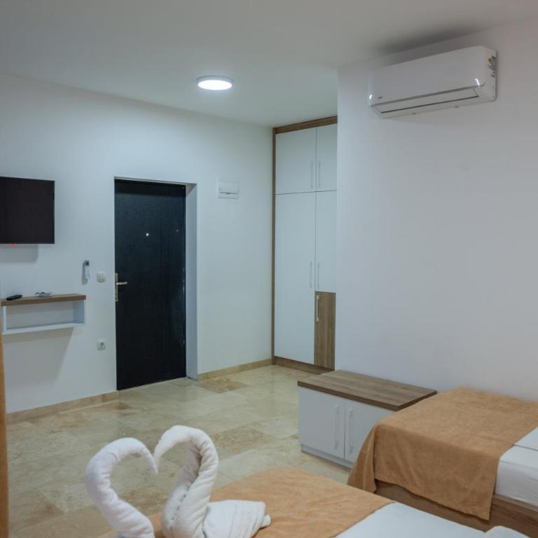 Premium Berlin with Pool - Deluks Trokrevetna Soba - 8