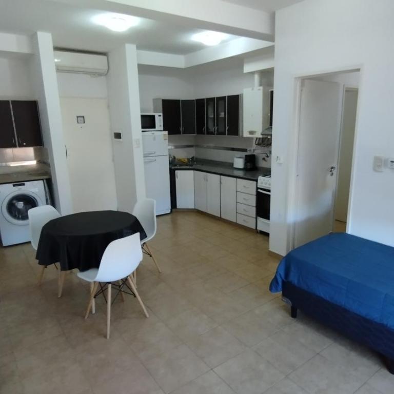Plaza Santa Genoveva - One-Bedroom Apartment - 6