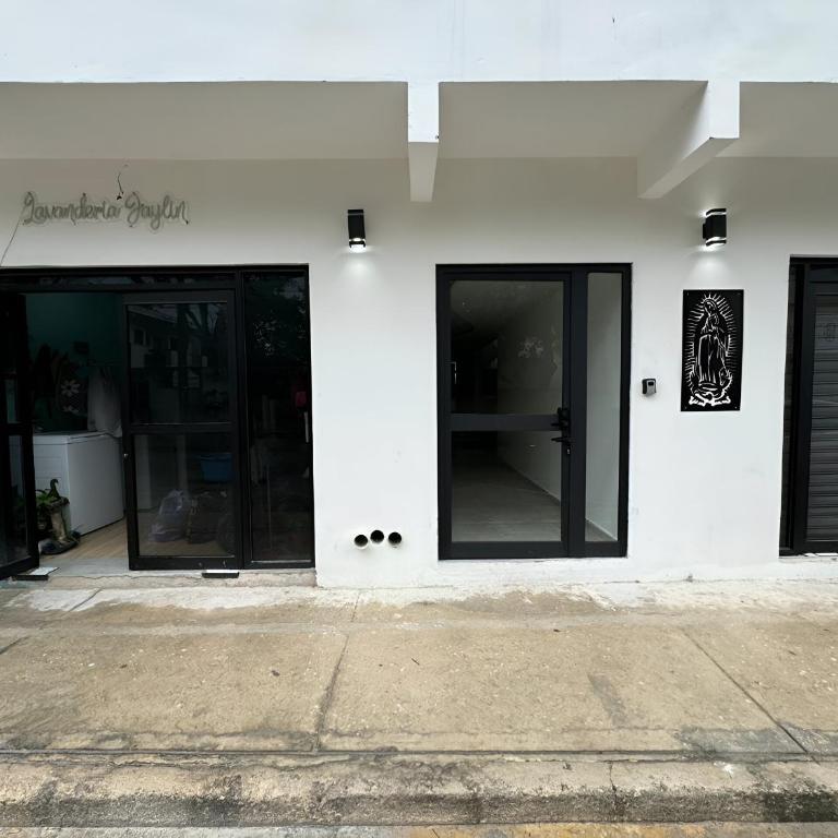 Marazul-Home - Standard Studio - 2