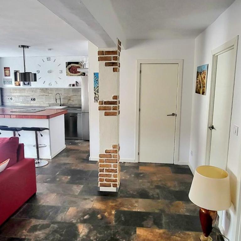 Cosy 2 bedroom apartment on 5 floor with balcony in the centre of Denia near the playa- SPAIN - Apartamento de 2 dormitorios - 8