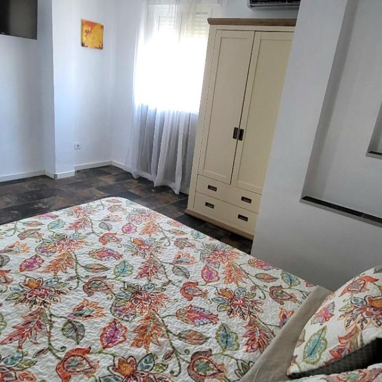 Cosy 2 bedroom apartment on 5 floor with balcony in the centre of Denia near the playa- SPAIN - Apartamento de 2 dormitorios - 13