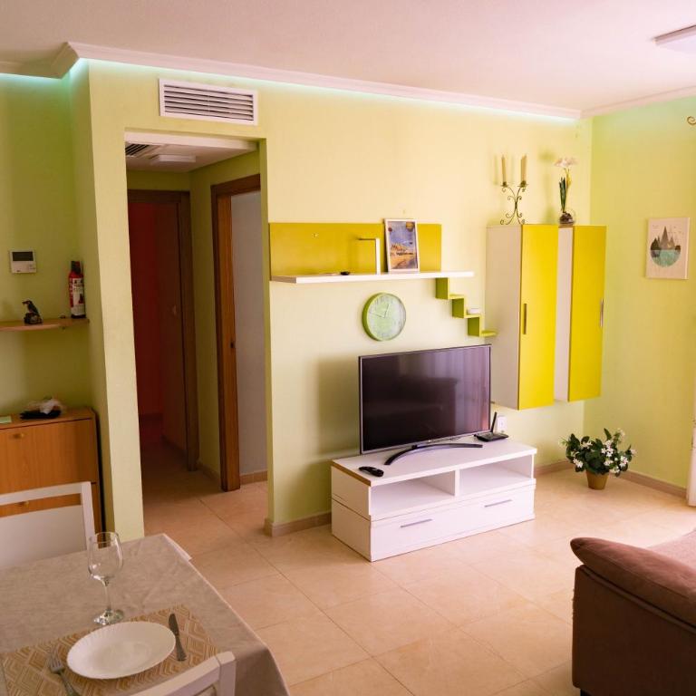 Peaceful Apartment with Sea & Nature Views, Terrace, Pool and Garage - Two-Bedroom Apartment with Balcony and Sea View - 16