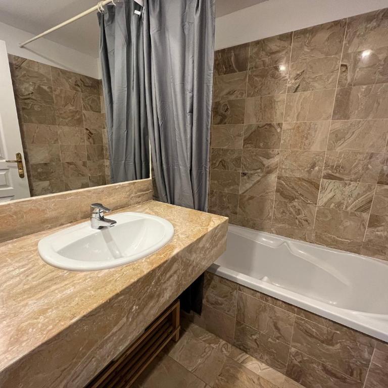 Appartement T2 bord de mer avec parking, Arcachon - FR-1-374-4 - Apartment (4 Erwachsene) - 9
