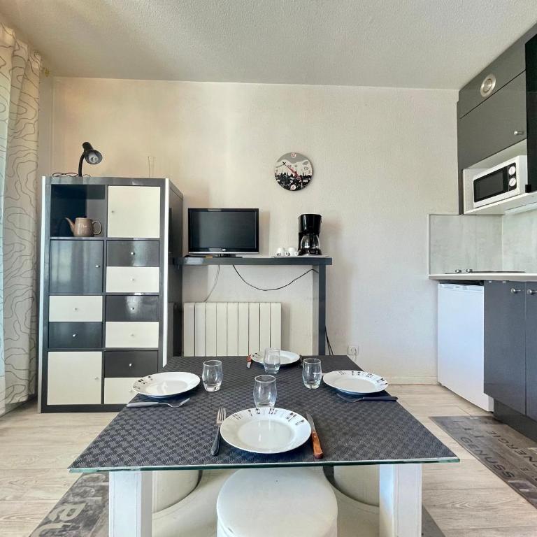 Joli studio-cabine moderne à 300m de la plage - FR-1-338-368 - Appartement (4 Adultes) - 1
