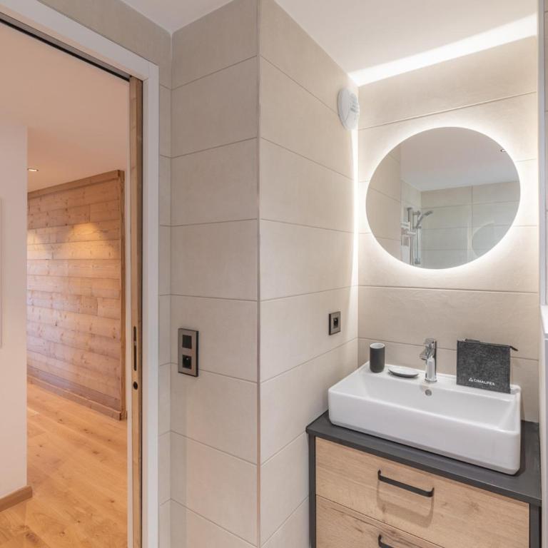 Appartement neuf, proche pistes, balcon sud, WIFI - FR-1-645-72 - Apartment - 9