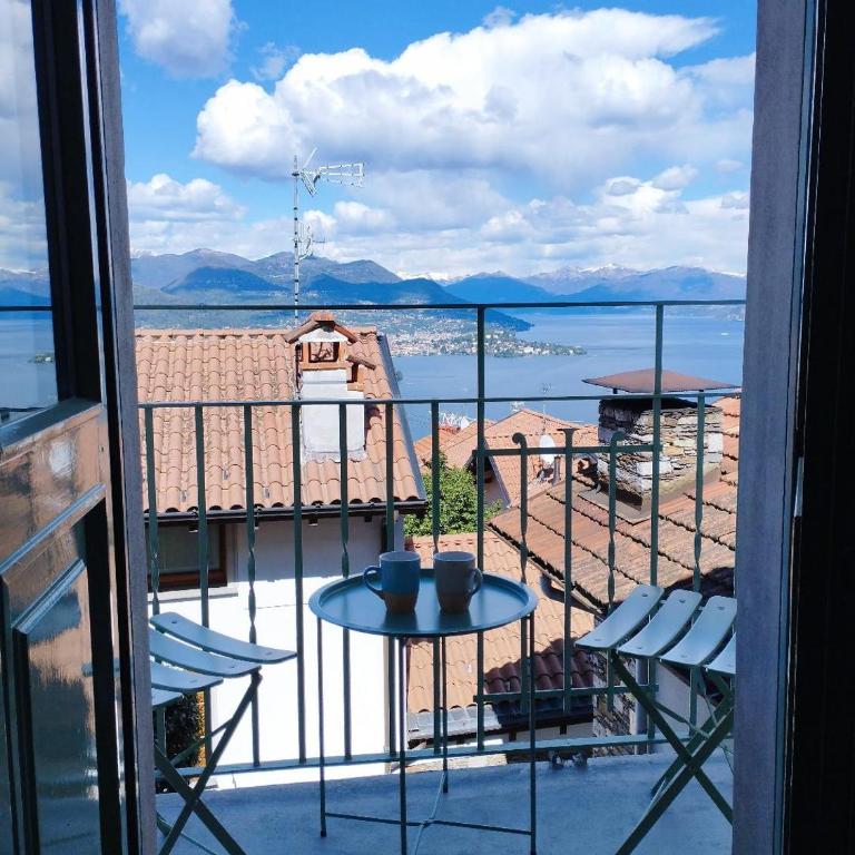 B&B Il Poggiolo - Camera Matrimoniale con Vista Lago - 3