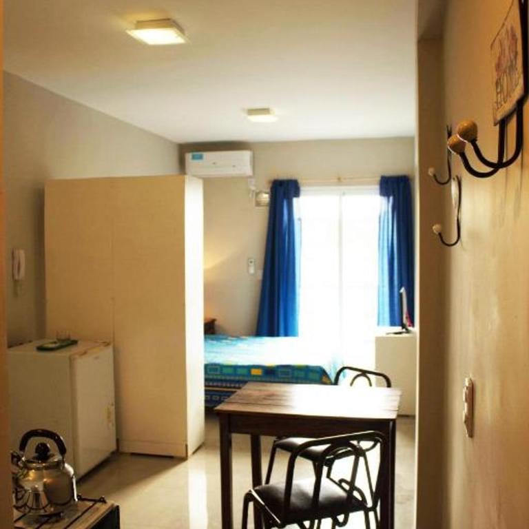 DEPTO Av NICOLAS AVELLANEDA - Apartamento de 1 dormitorio - 2