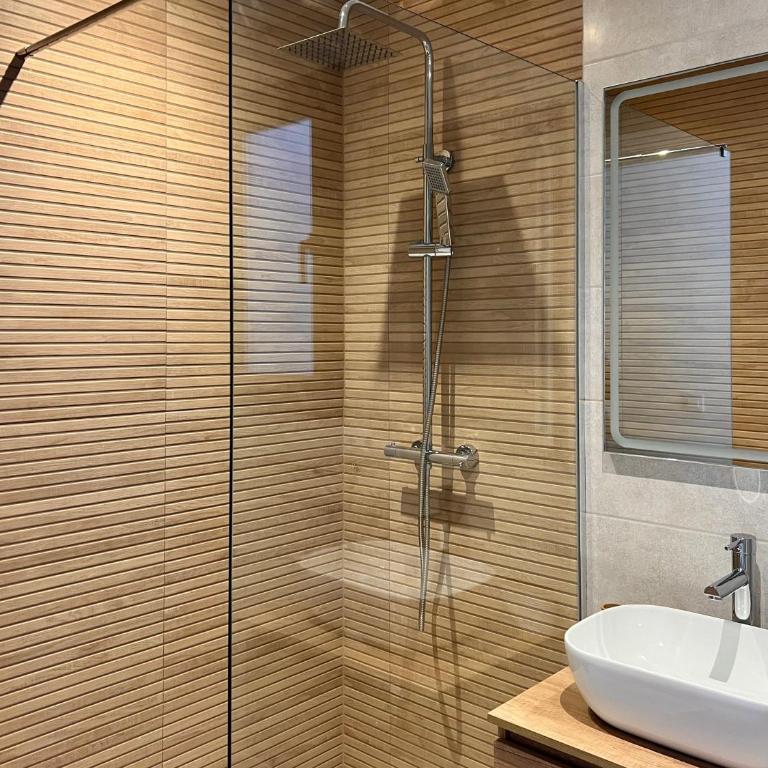 Moderno apartamento con gran terraza - Two-Bedroom Apartment with Terrace - 3