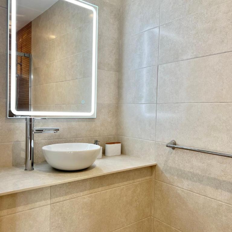 Moderno apartamento con gran terraza - Two-Bedroom Apartment with Terrace - 18