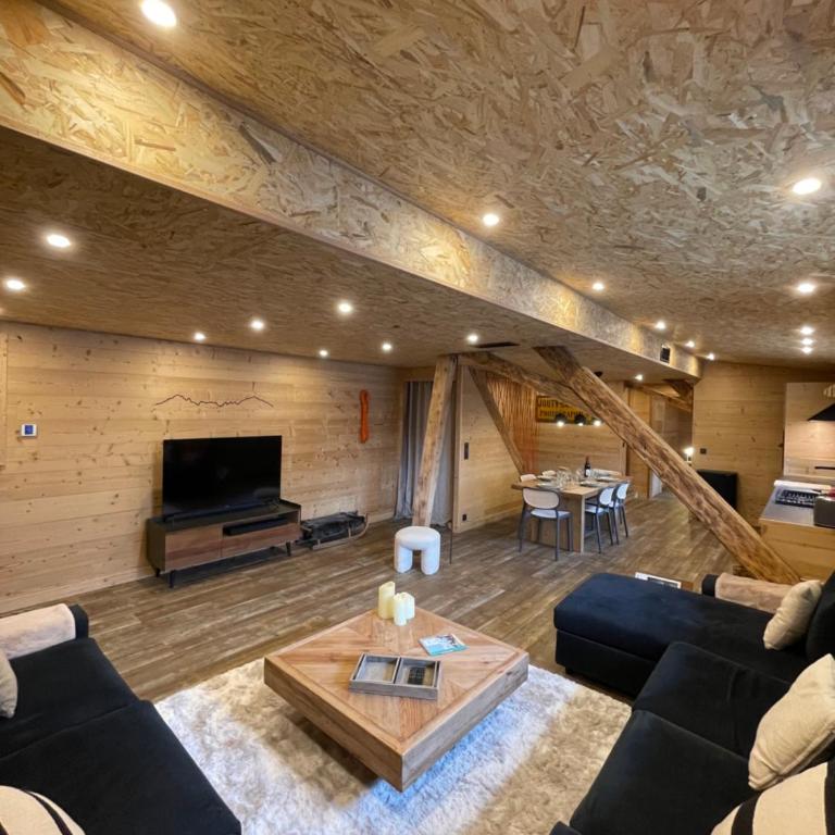 Chalet Atmosphere Chamonix City Center Large T3 - Apartamento de 2 dormitorios - 2