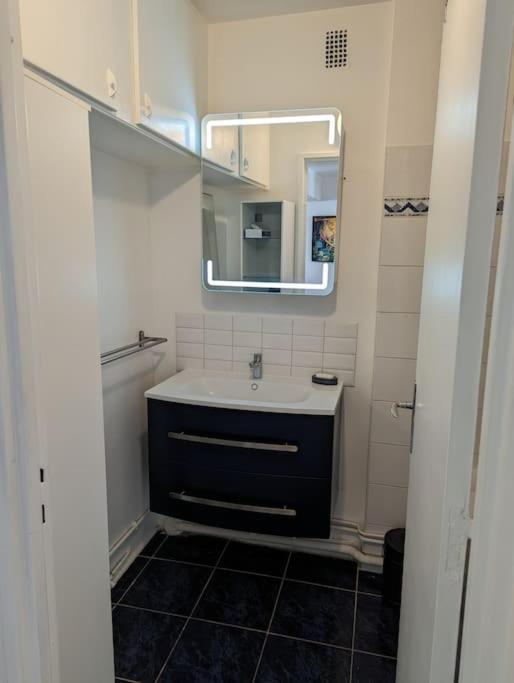 Flat montmartre terrace! - Two-Bedroom Apartment - 16