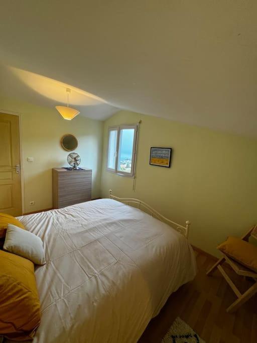 T4 en duplex, vue mer et piscine - Appartement 3 Chambres - 13