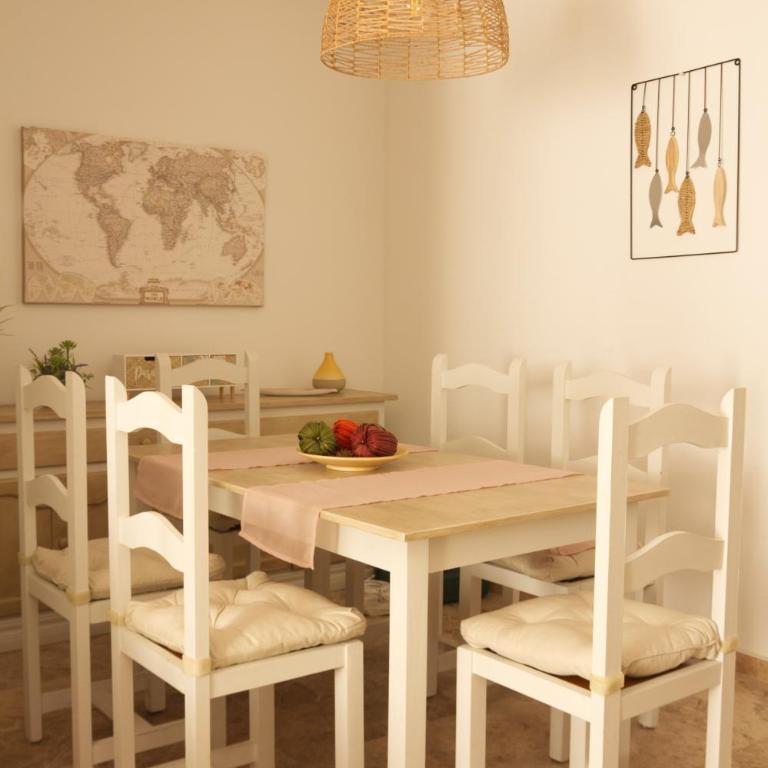 La Bodega del Mar - Luminoso y céntrico apto con piscina en verano y parking - Apartamento Superior con 3 dormitorios - 23