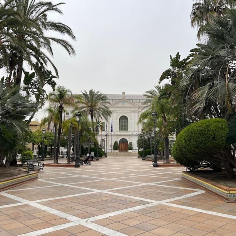 La Bodega del Mar - Luminoso y céntrico apto con piscina en verano y parking - Apartamento Superior con 3 dormitorios - 81