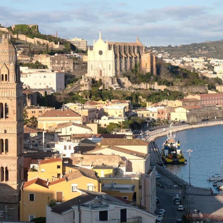 Maredentro Amazing View - Two-Bedroom Apartment - 25