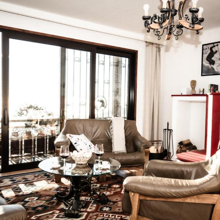 Nockhaus76 - 70s GLAM in den Nockbergen - Almhaus auf 1560 m - Apartment mit 3 Schlafzimmern - 8