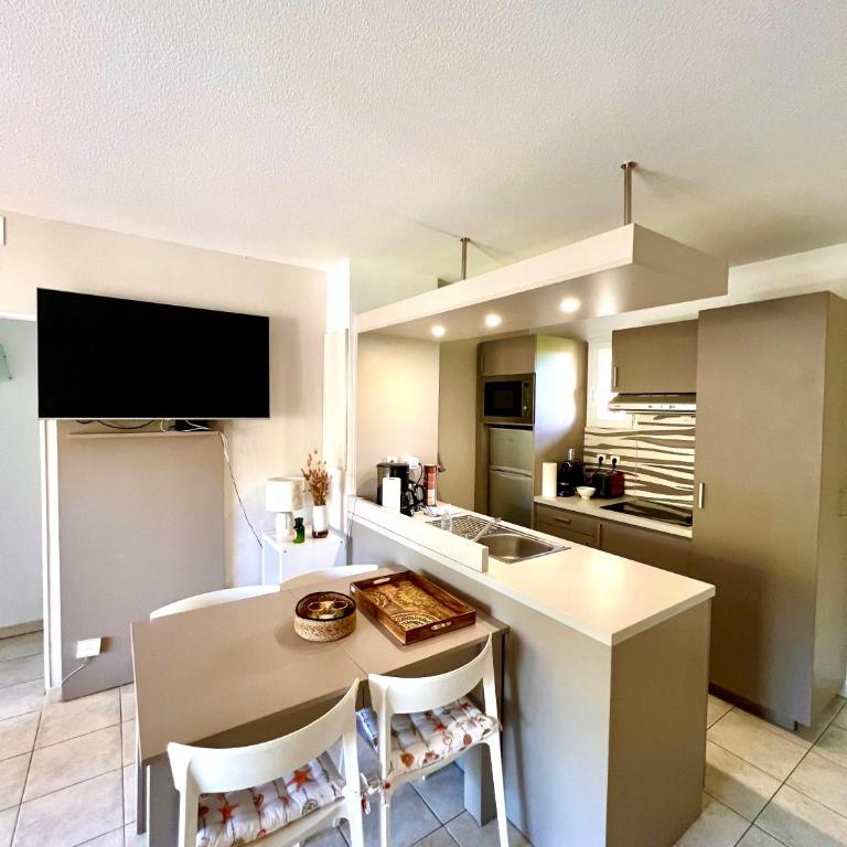 Saint-Tropez en résidence avec piscine - Apartment with Terrace - 11