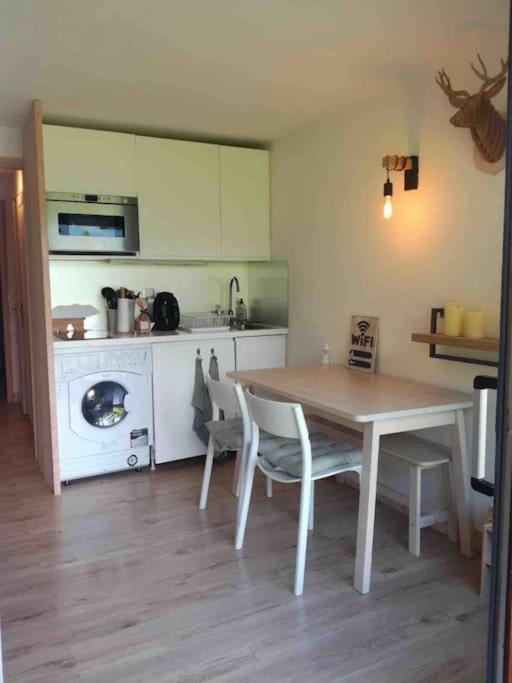 La marmotte: Vue Mont Blanc, terrasse, parking - Appartement 2 Chambres avec Vue sur la Montagne - 8