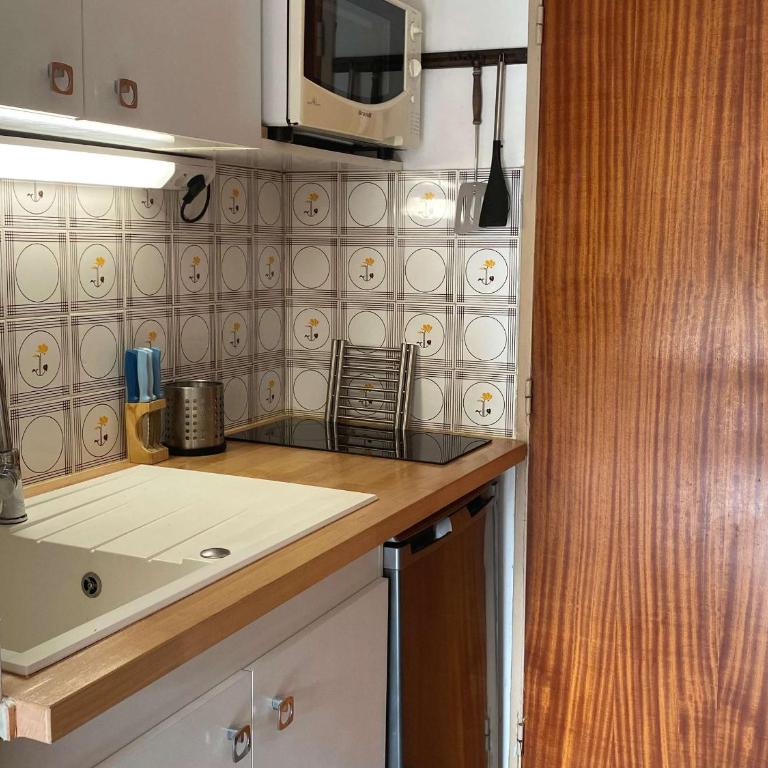 Studio équipé avec parking à Balaruc-les-Bains - FR-1-553-134 - Studio - 7