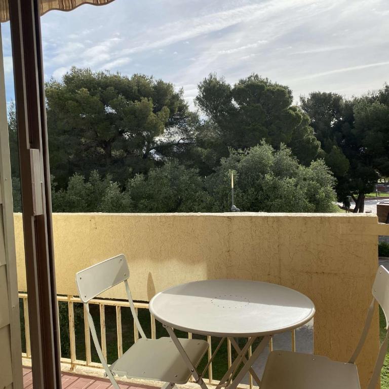 Studio équipé avec parking à Balaruc-les-Bains - FR-1-553-134 - Studio - 10