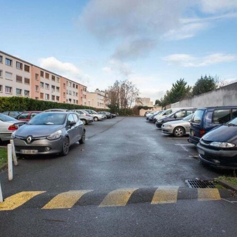 Appartement avec jardin - Métro 13 - Université Saint Denis - Apartamento de 1 dormitorio - 9