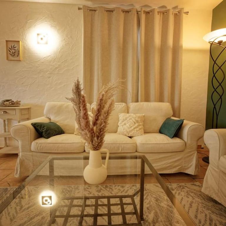 Magnifique T4 Uzès au calme - Appartement 3 Chambres - 6