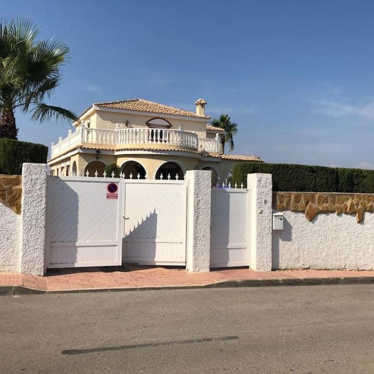 Maison type villa 4 façades 4 bedrooms - One-Bedroom House - 7