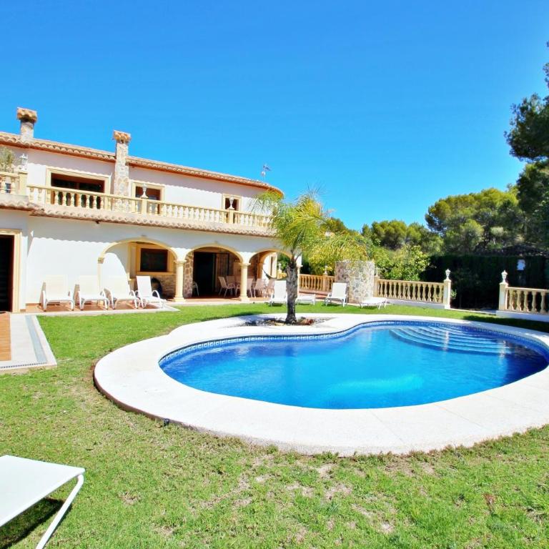 Bahia - spacious family villa with private pool in Moraira - Villa - 16