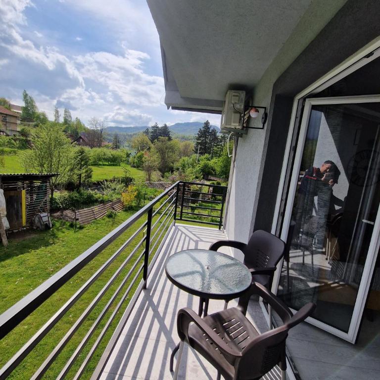Irvas Kolasin-400 metara od centra - Apartman sa 2 Spavaće Sobe - 3