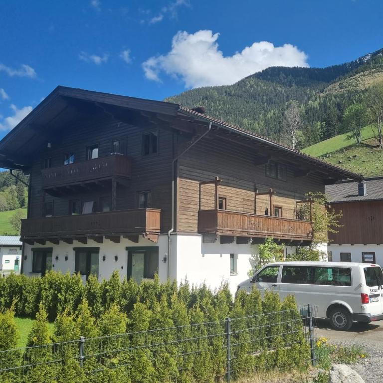 SKILL Mountain Lodge - Ski und Bike Hostel im Sommer mit JOKER CARD - Studio-Apartment - 15