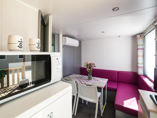 Camping Le Clos du Rhône - Mobile Home - 1