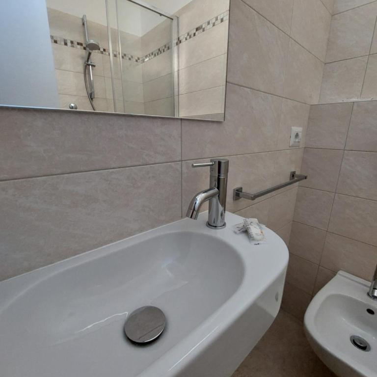 Hotel Villa Aurora - Camera Matrimoniale/Doppia con Letti Singoli con Vista Mare - 13