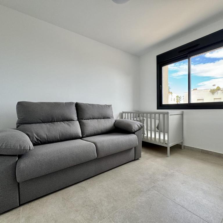 ICONIC by United Renters - Three-Bedroom Apartment with Sea View - 42
