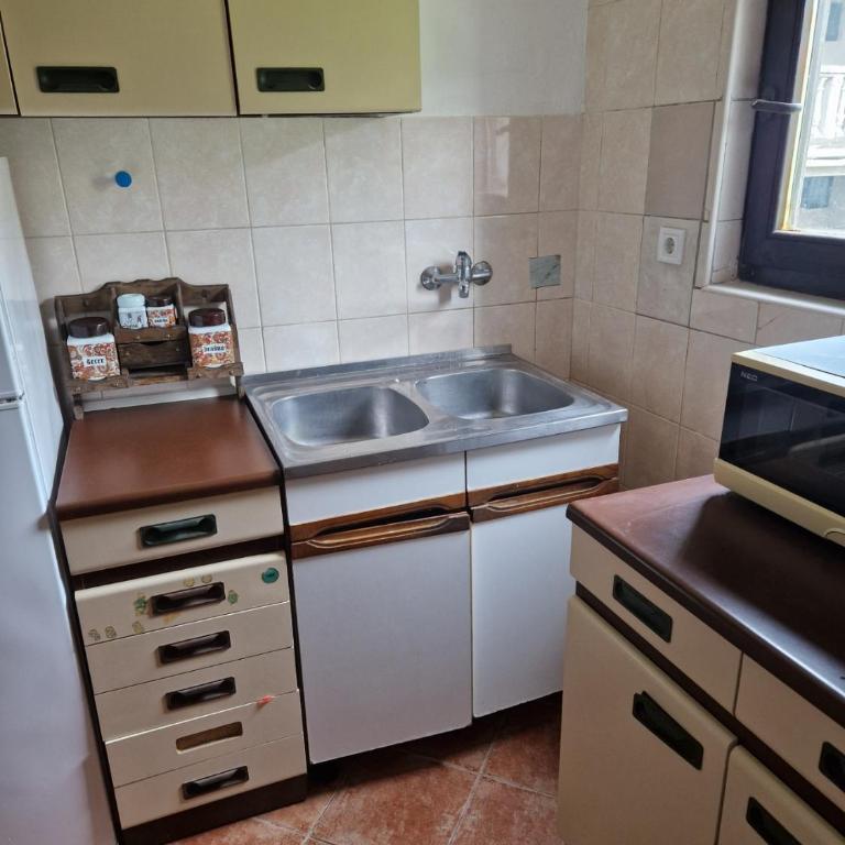 Stan na dan Dunja - Two-Bedroom Apartment - 8