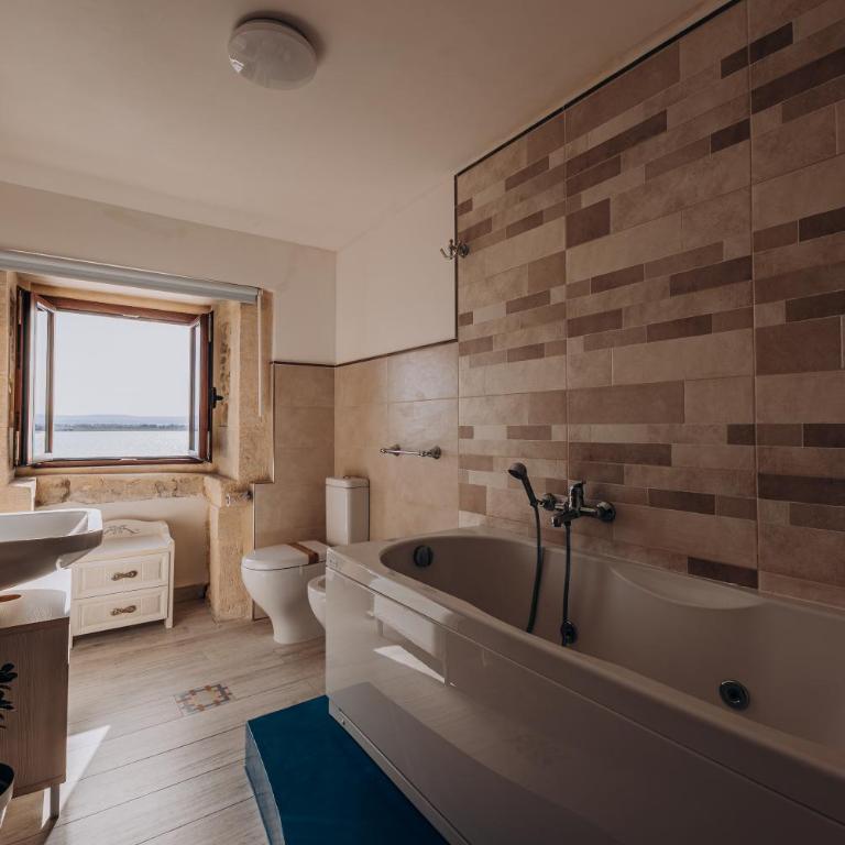 Tramonto vista mare - Appartamento con 2 Camere da Letto - 15