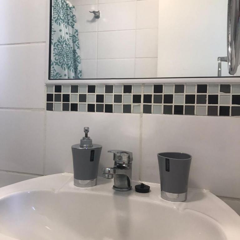 Tu oasis junto al mar te espera en este hermoso departamento a pasos de la playa El Faro - Apartamento de 2 dormitorios - 24